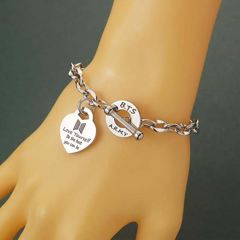 Bracciale Kpop alla Moda in Ac - Body Jewelry Titanium recensione e prezzo