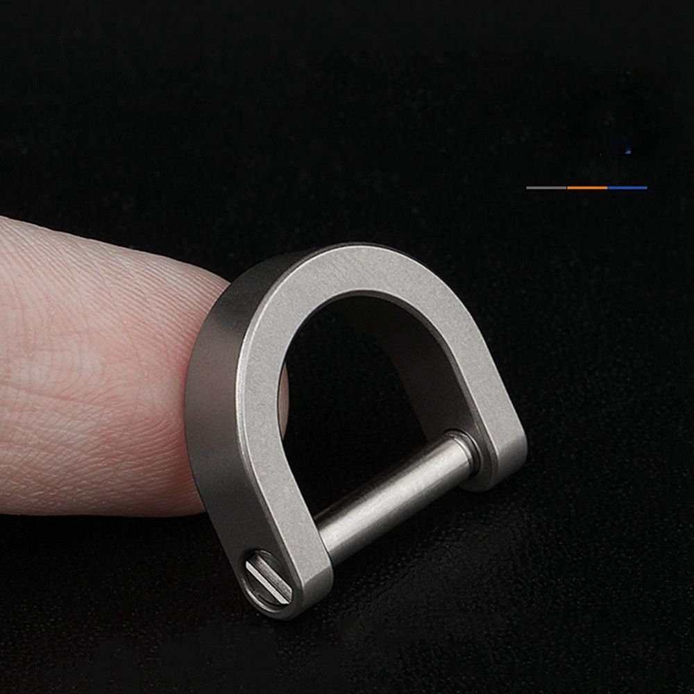 Fibbie per braccialetti da est - Body Jewelry Titanium recensione e prezzo