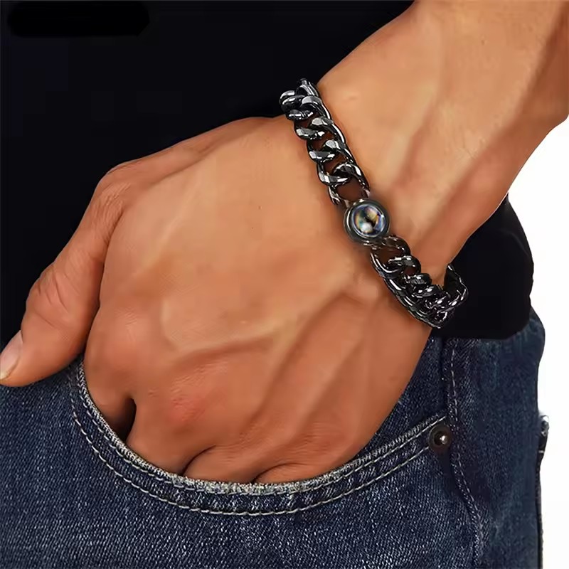 con proiezione fotografica per - Body Jewelry Titanium recensione e prezzo