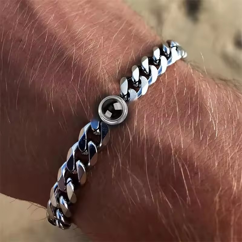 con proiezione fotografica per - Body Jewelry Titanium recensione e prezzo